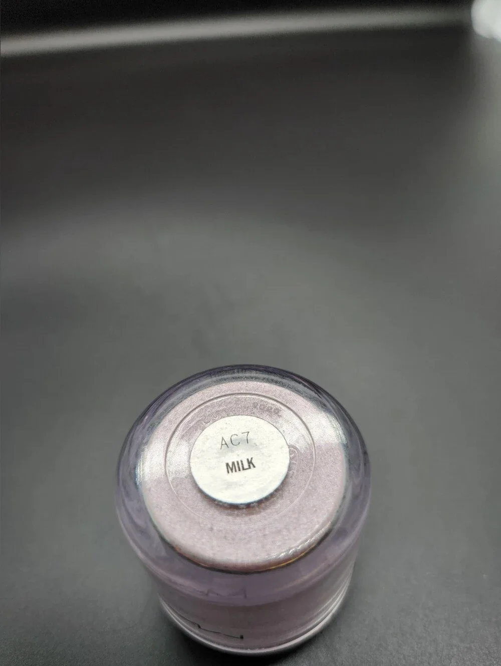 MAC Cosmetics Shimmery Loose Pigment-Milk